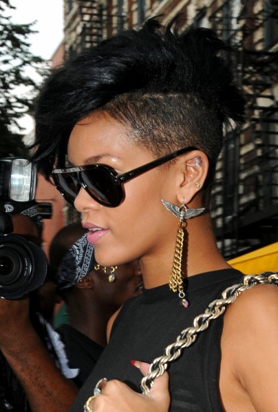 Rihanna in the city showing her new hair style
